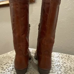 Ariat Leather Cowboy Boots Size 9